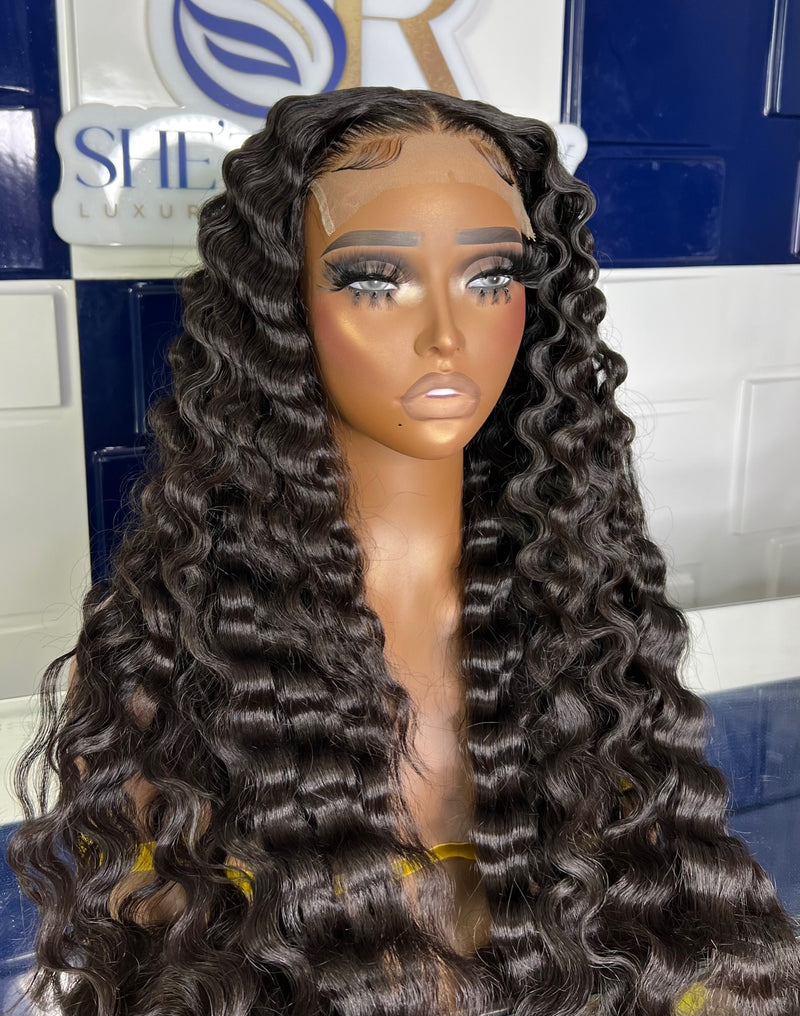 She'z Royalty Collection
